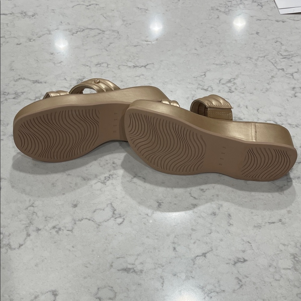 Reef Gold Women's Platform Sandals - Picture 3 of 3